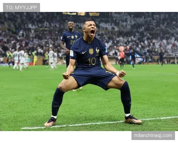 姆巴佩生涯进化：从速度边锋到全能进攻核心解析