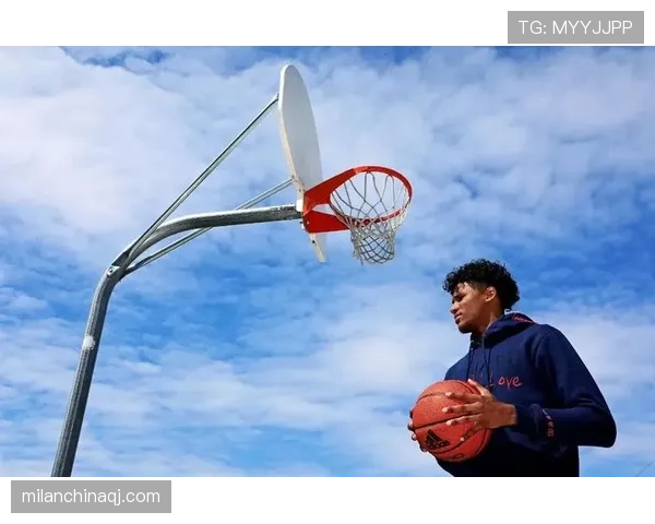 杰伦·格林利用突破拉开空间效率提升显著优于同队射手